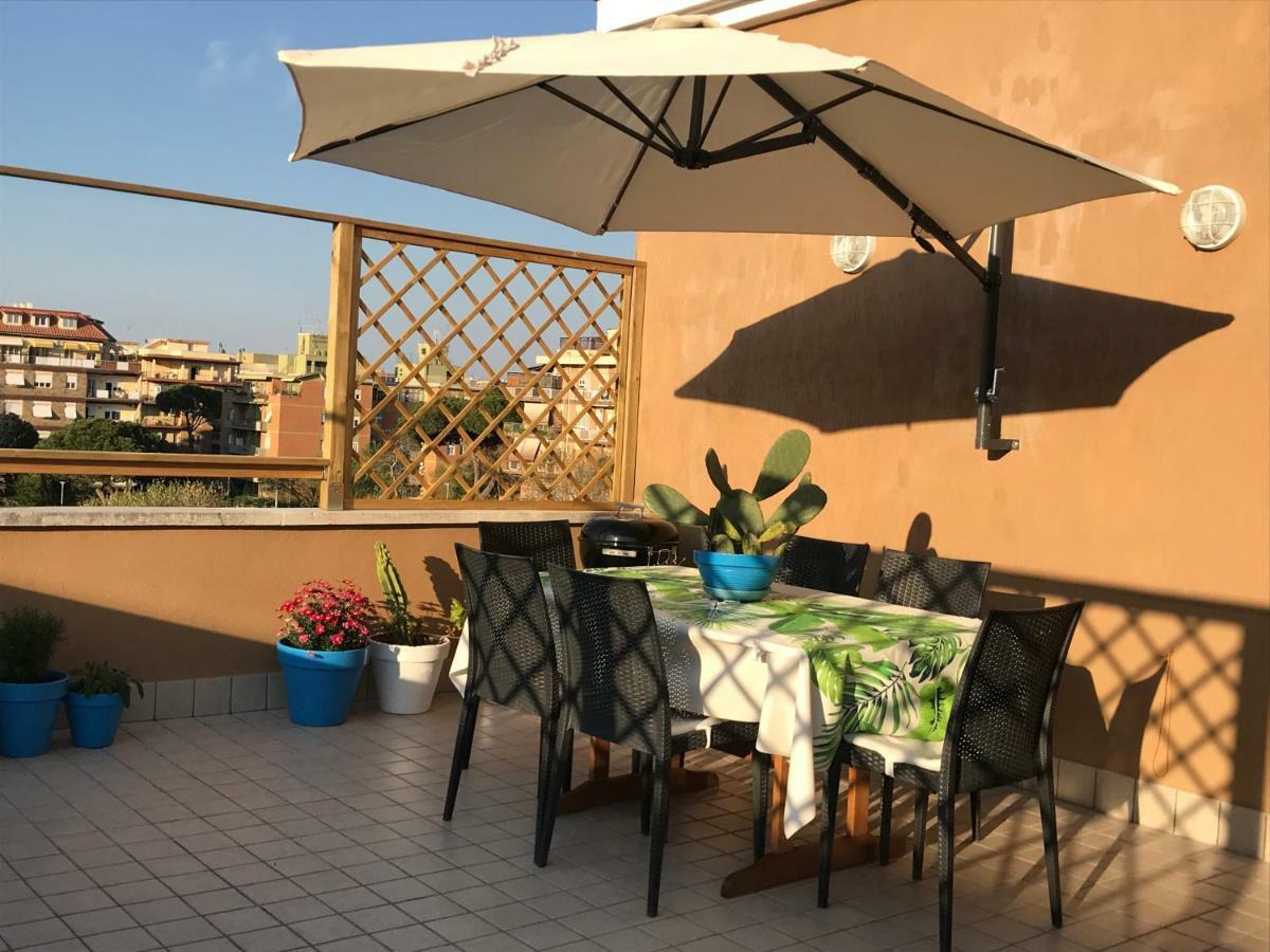 Rome On The Beach Apartment Lido di Ostia Exterior foto